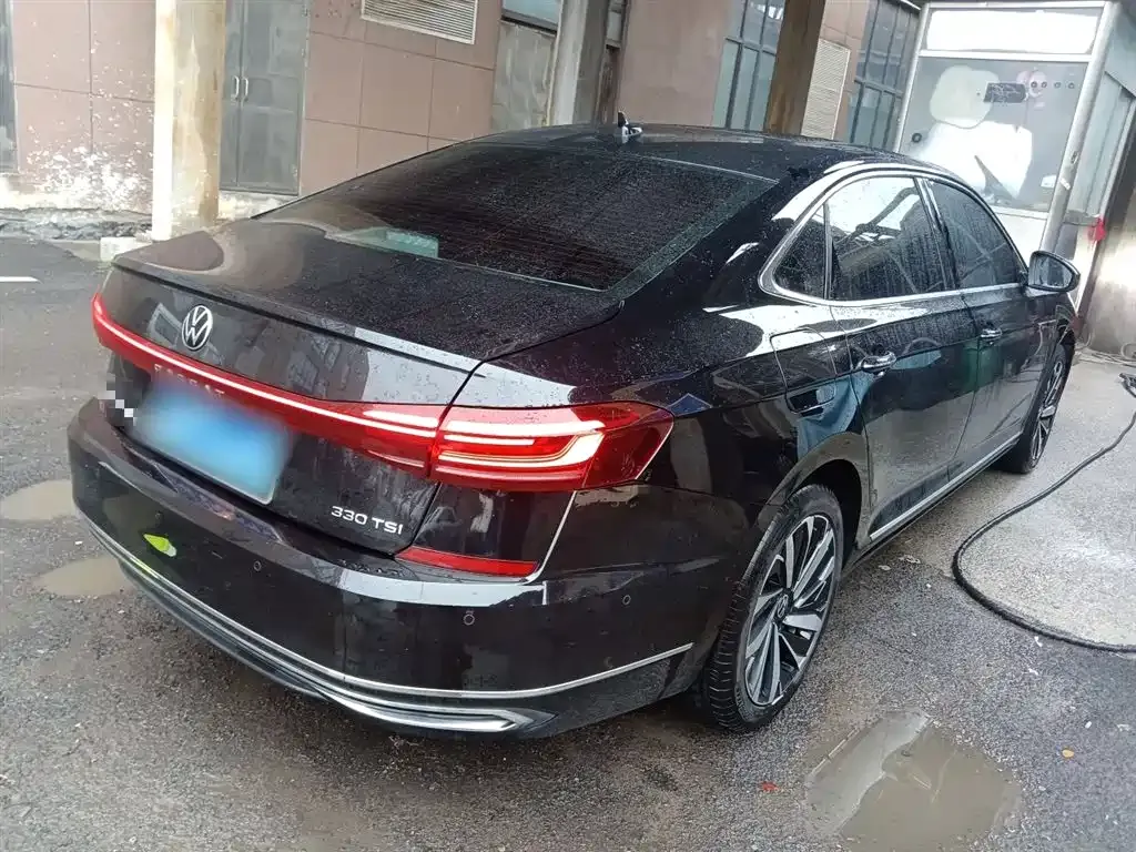 Volkswagen Passat — фото 7