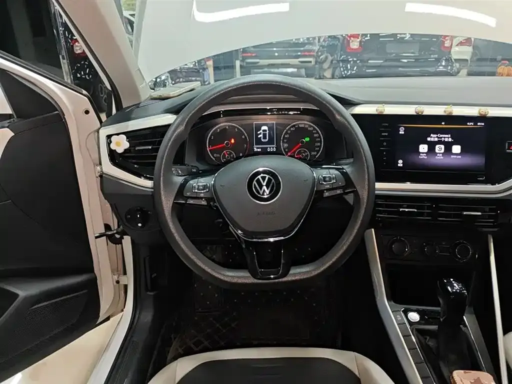 Volkswagen Polo 2022 из CN, фото 2