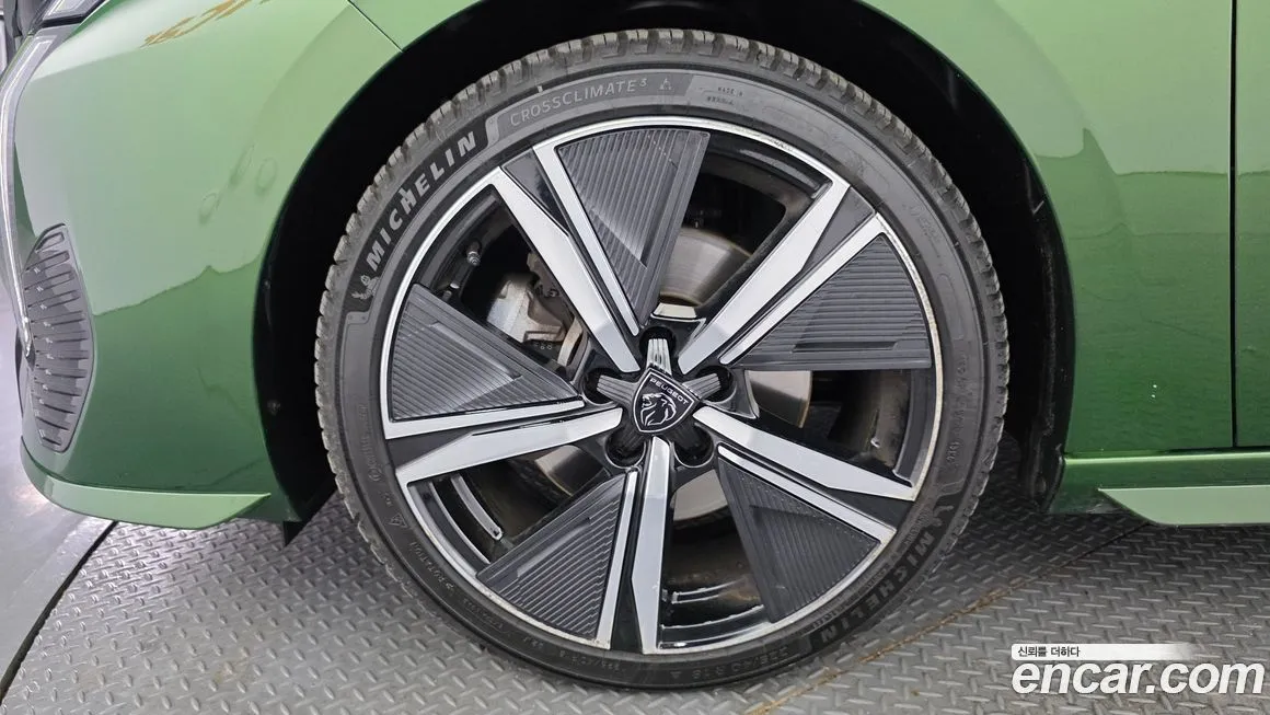 Peugeot 308 2022 из KR, фото 7