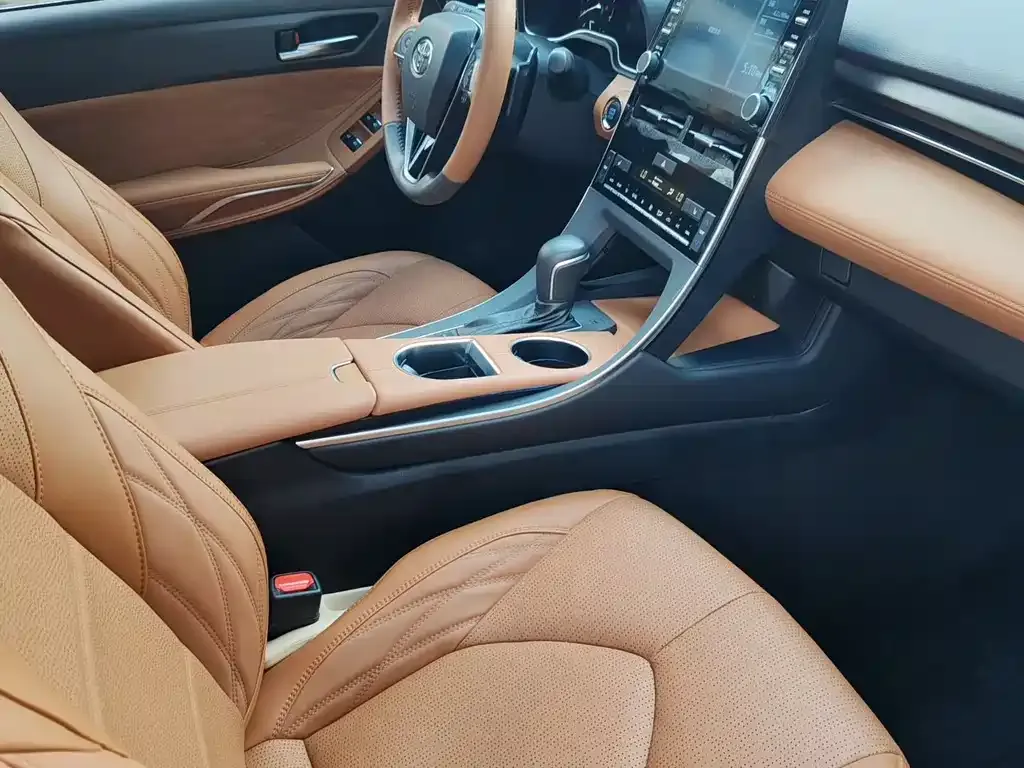 Toyota Avalon 2021 из CN, фото 5