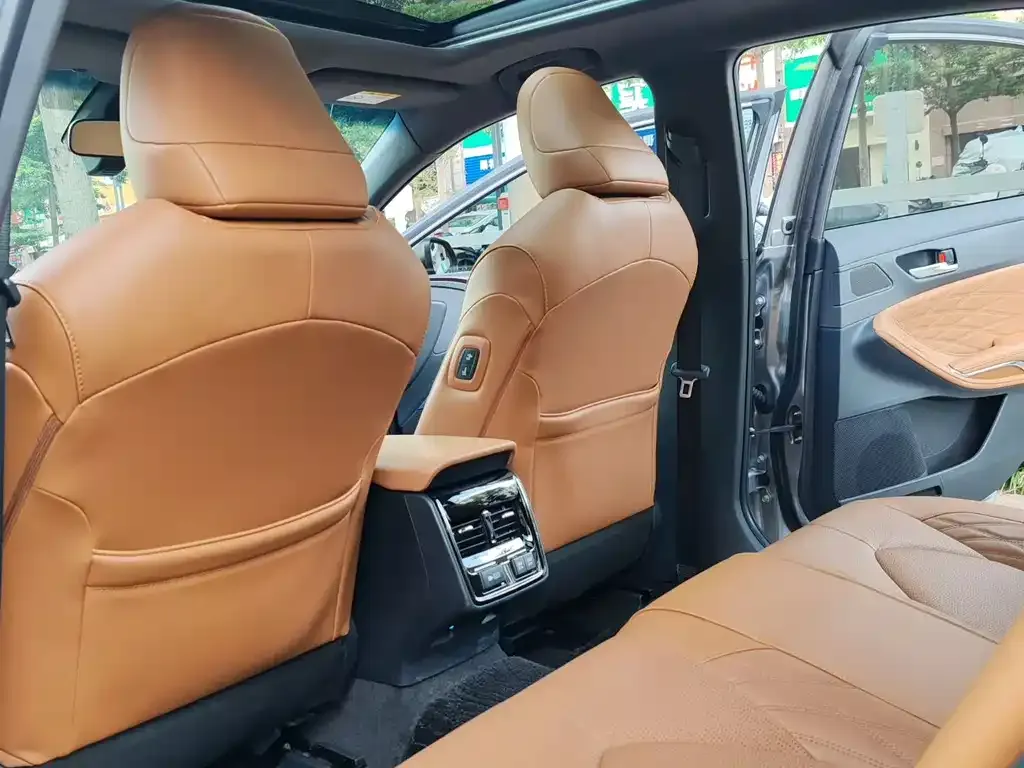 Toyota Avalon 2021 из CN, фото 7