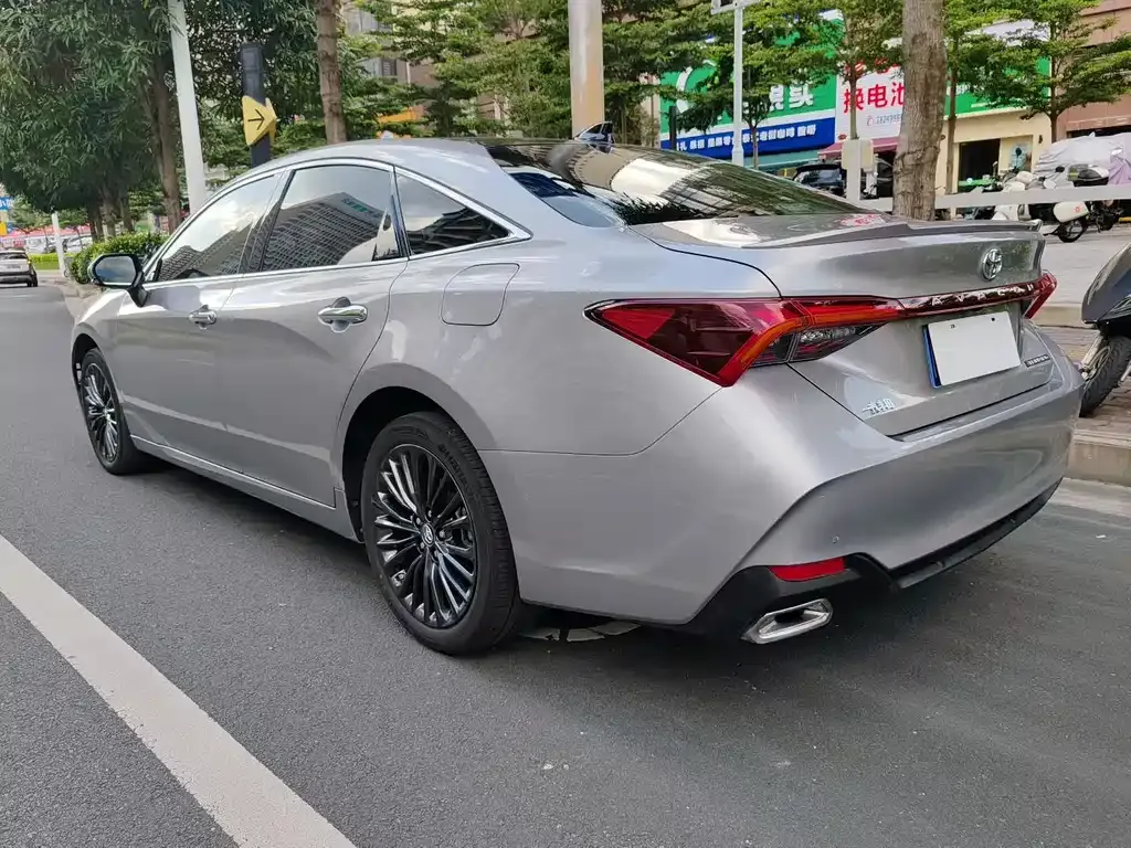 Toyota Avalon 2021 из CN, фото 8