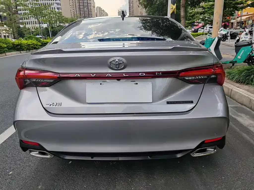 Toyota Avalon 2021 из CN, фото 9