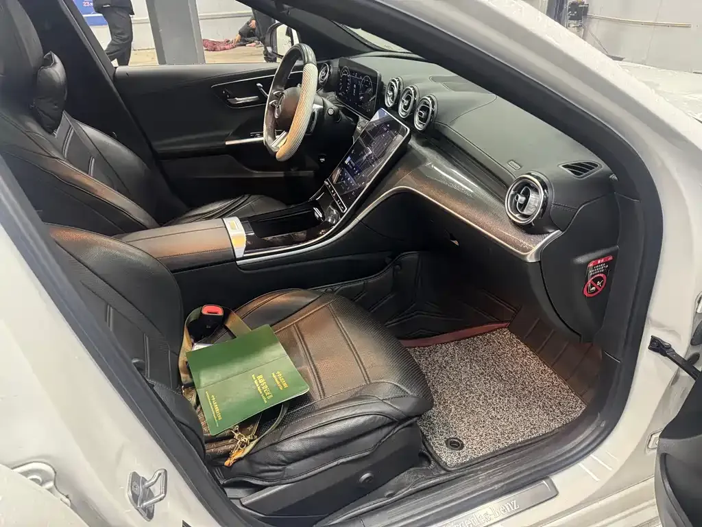 Mercedes-Benz C-Class 2024 из CN, фото 5