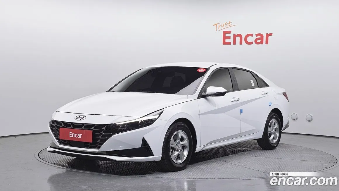 Hyundai AVANTE — фото 1