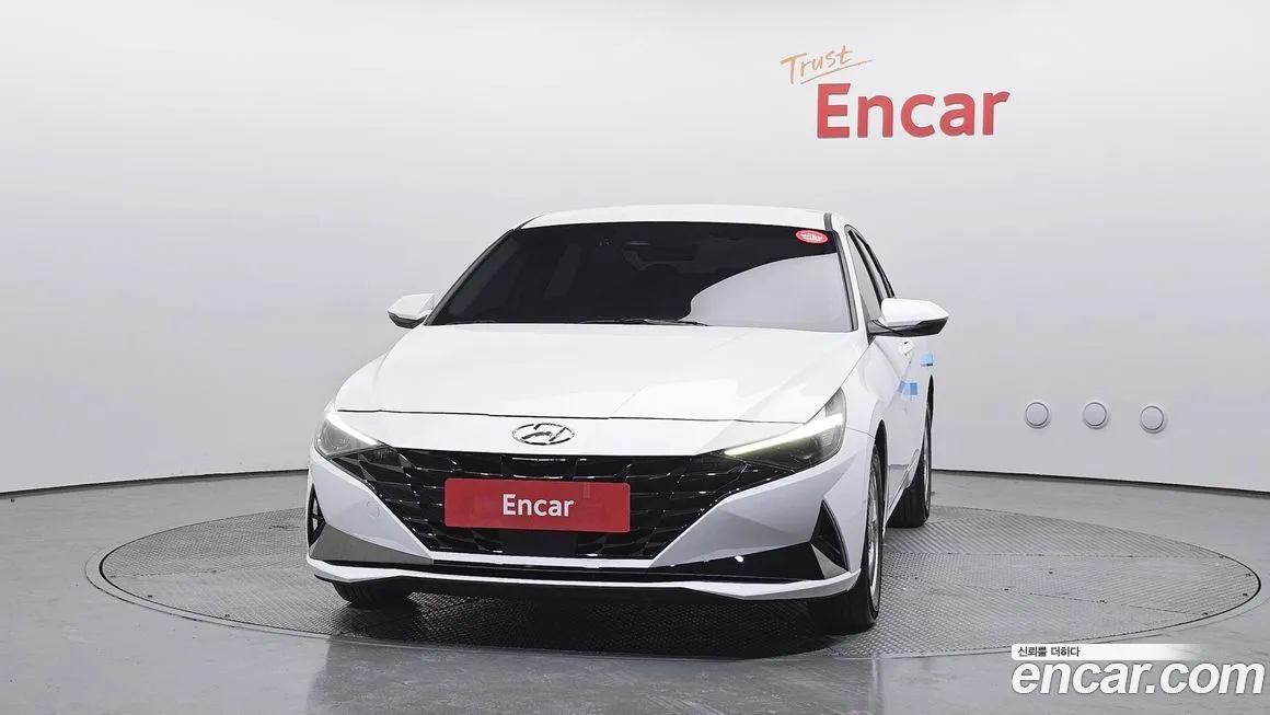 Hyundai AVANTE — фото 3