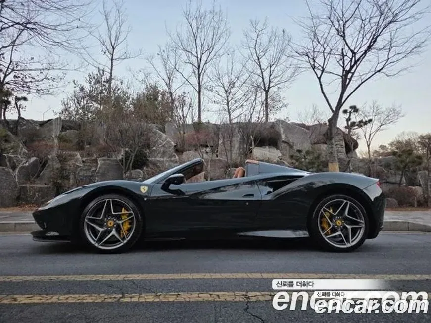 Ferrari F8 2022 из KR, фото 2