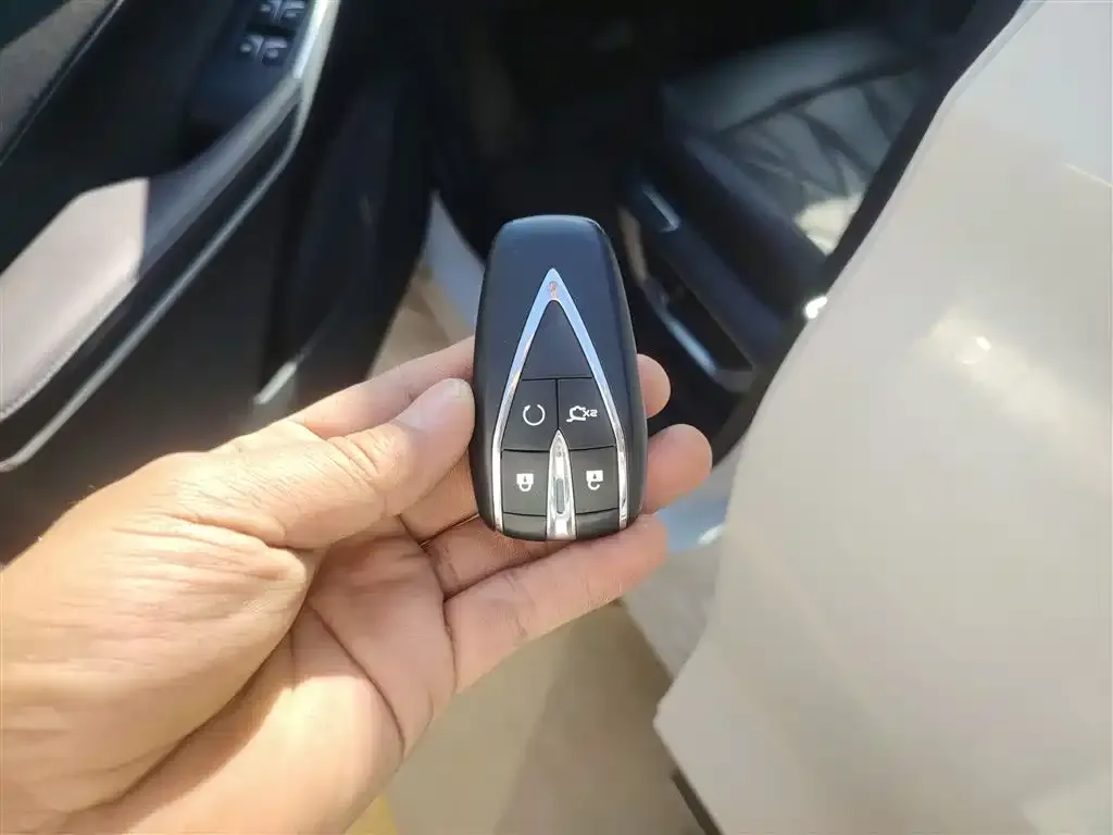 Changan CS75PLUS 2024 из CN, фото 2