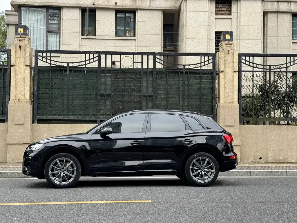 Audi Q5L 2023 из CN, фото 6