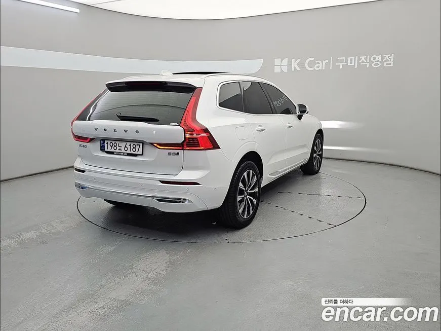 Volvo XC60 — фото 4
