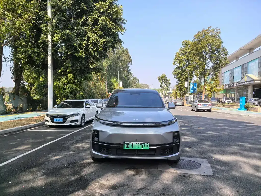 Li Auto L8 2023 из CN, фото 9