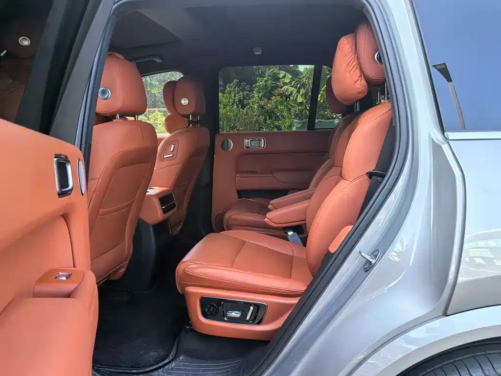 Li Auto L8 2023 из CN, фото 2