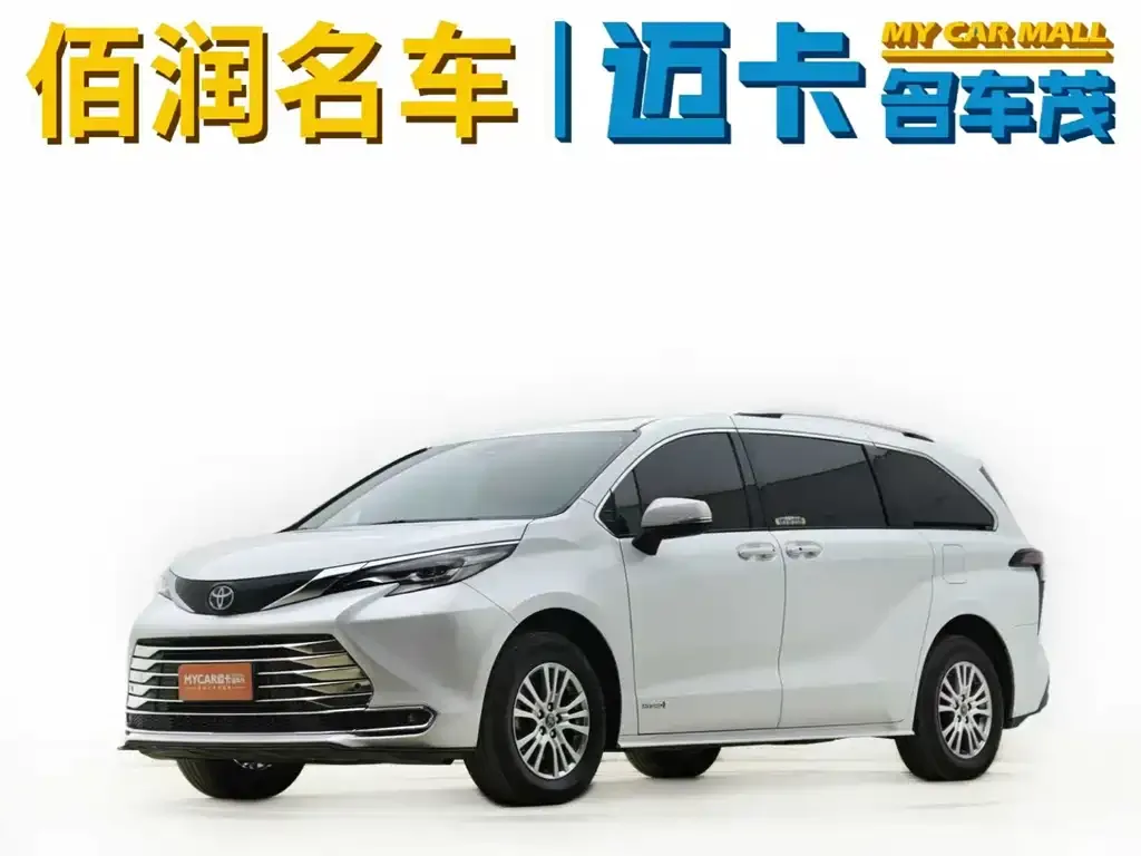 Toyota Sienna — фото 1