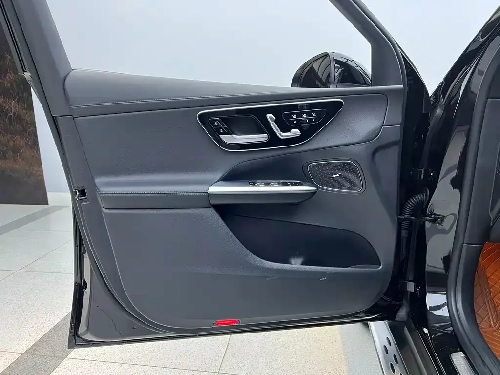 Mercedes-Benz GLC 2024 из CN, фото 10