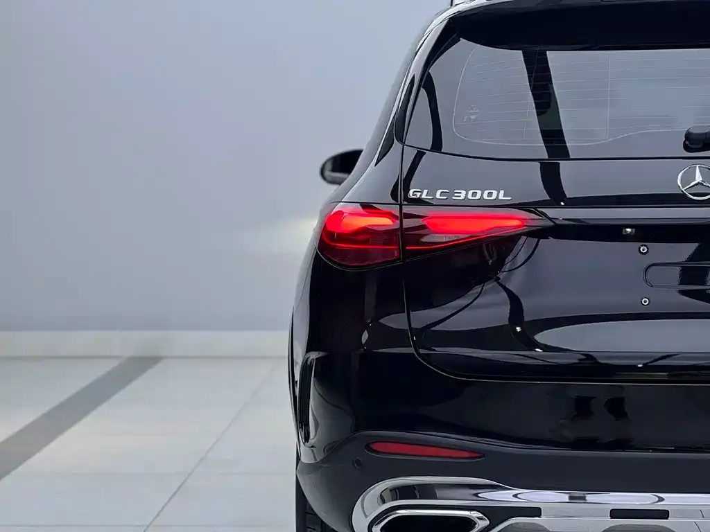 Mercedes-Benz GLC 2024 из CN, фото 2
