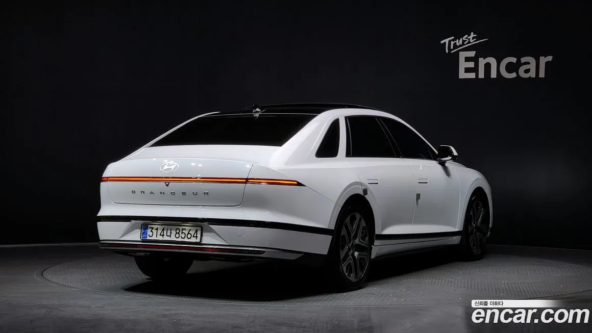 Hyundai Grandeur 2024 из KR, фото 2