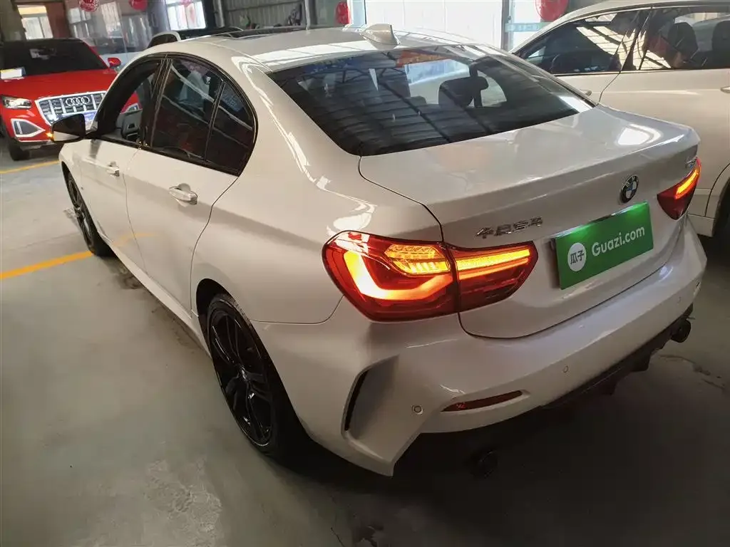 BMW 1 Series 2022 из CN, фото 10