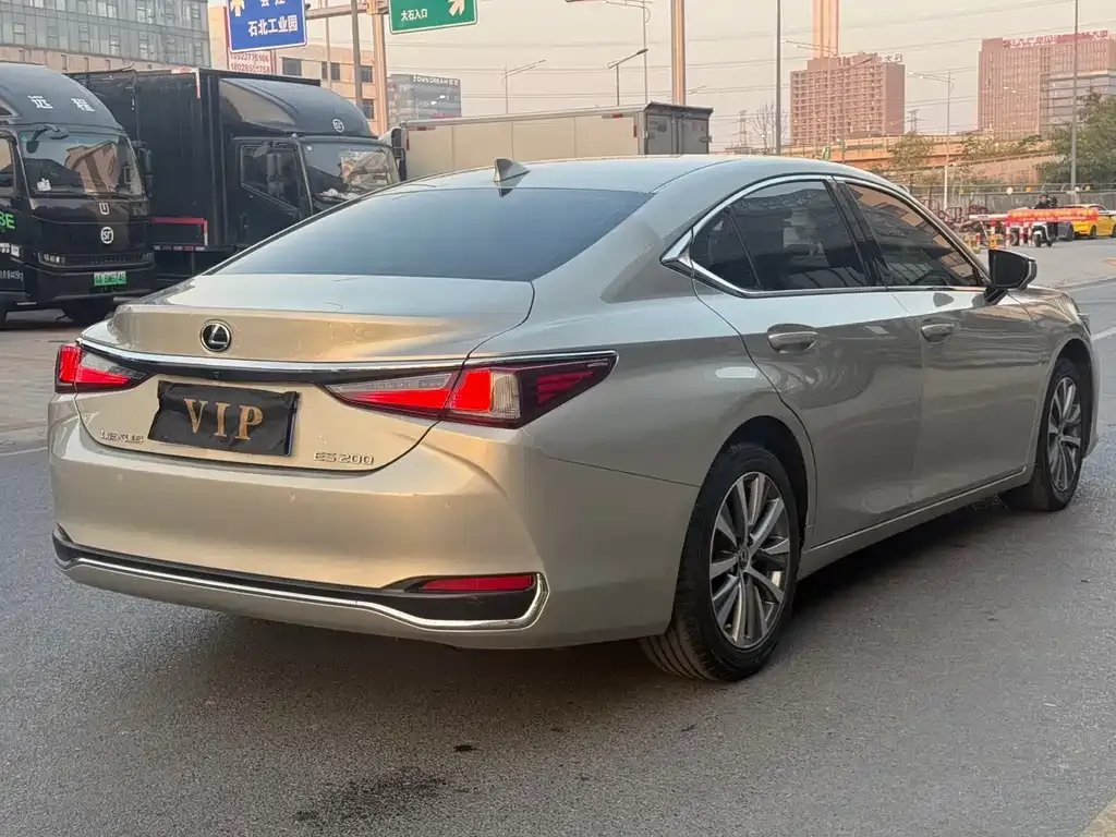 Lexus ES 2021 из CN, фото 2