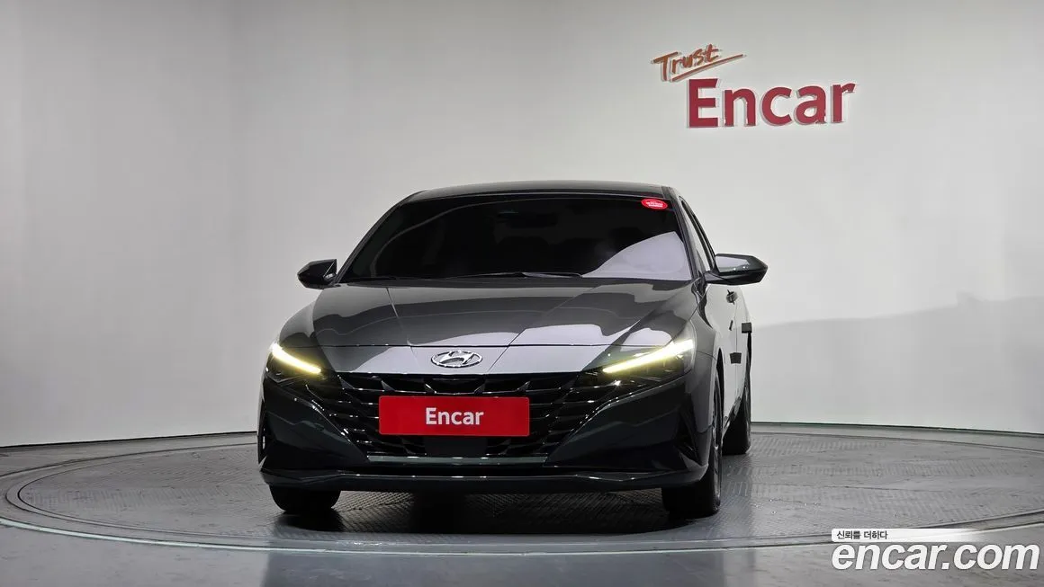 Hyundai AVANTE — фото 3