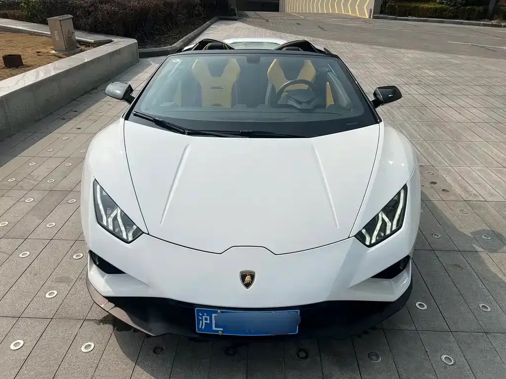 Lamborghini Huracan 2023 из CN, фото 3