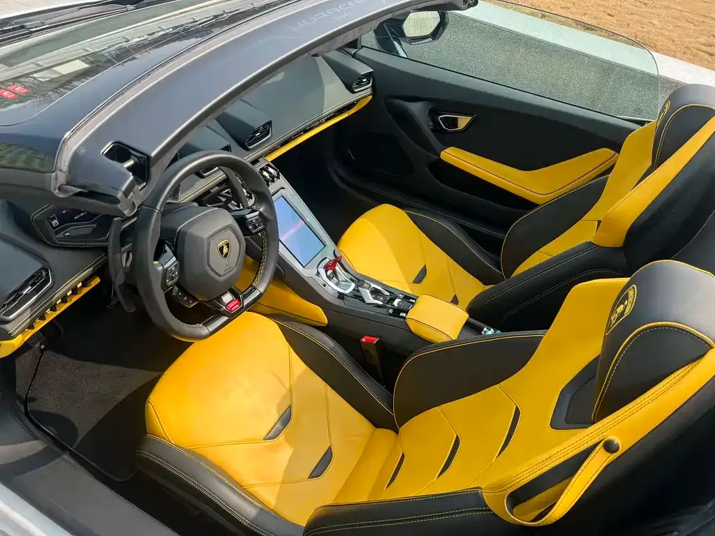 Lamborghini Huracan 2023 из CN, фото 10