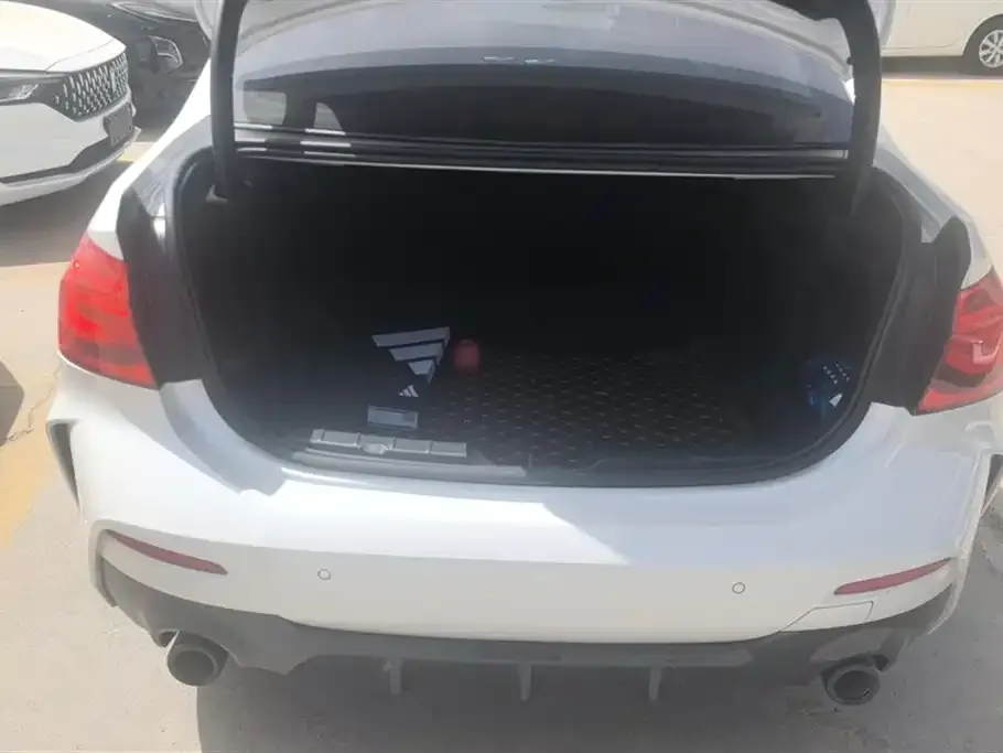BMW 1 Series 2022 из CN, фото 7