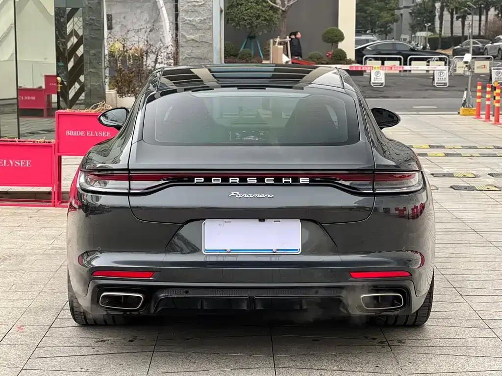 Porsche Panamera — фото 9
