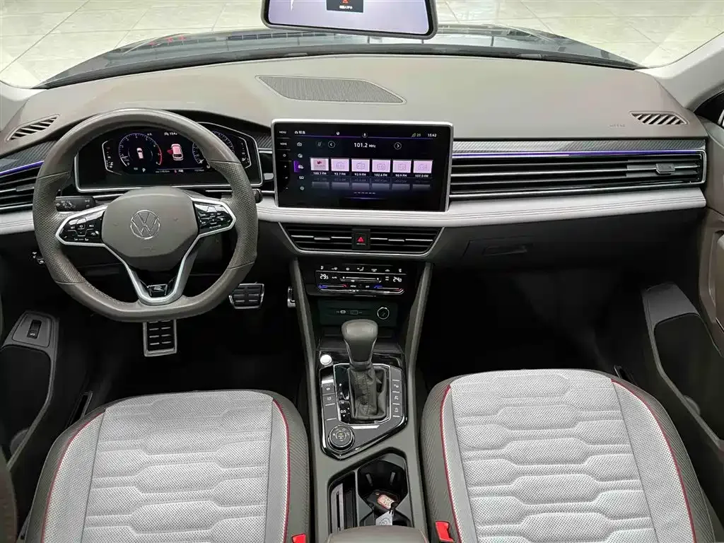 Volkswagen Tiguan L 2021 из CN, фото 8