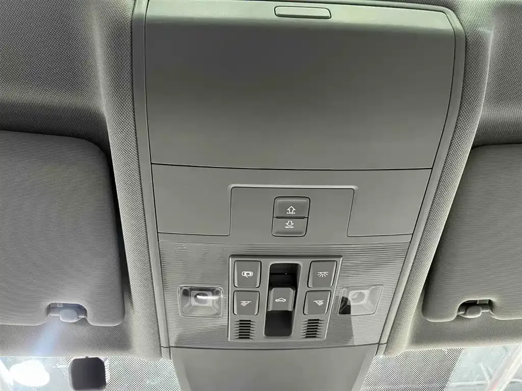 Volkswagen Tiguan L 2021 из CN, фото 6