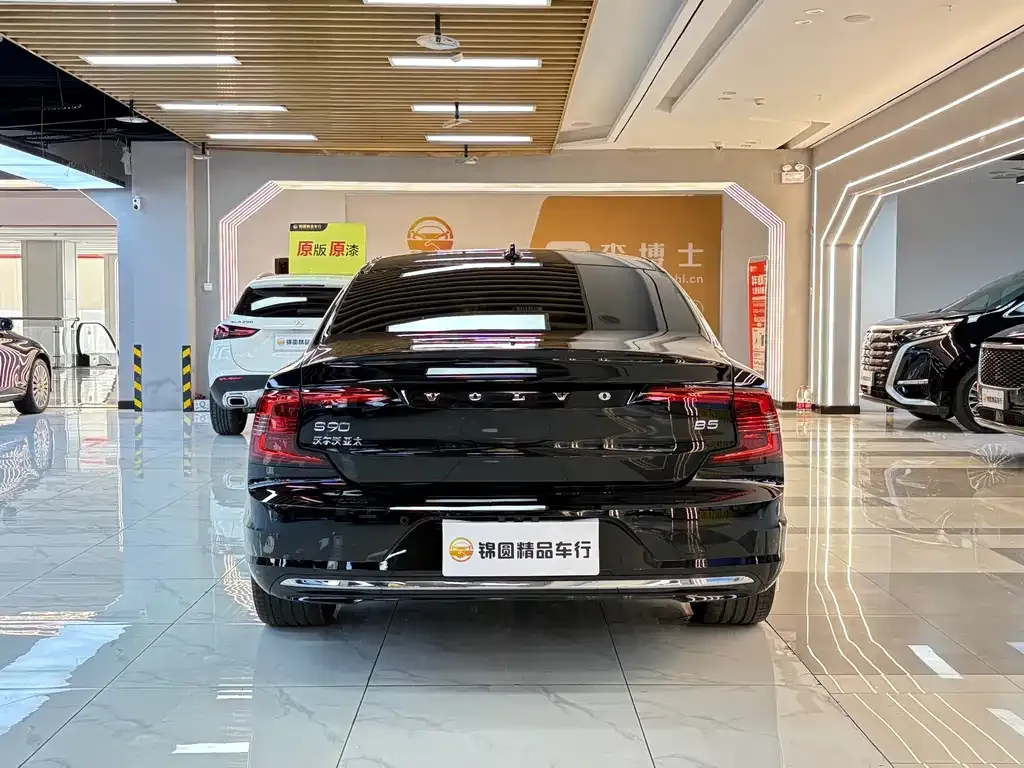 Volvo S90 2024 из CN, фото 5