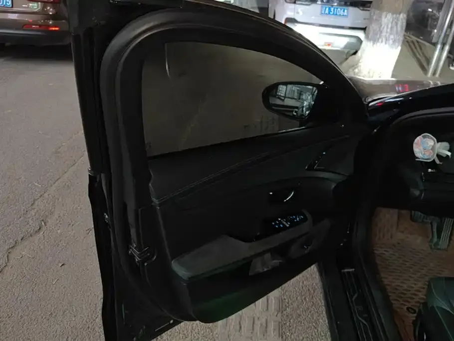 BYD Han 2023 из CN, фото 6
