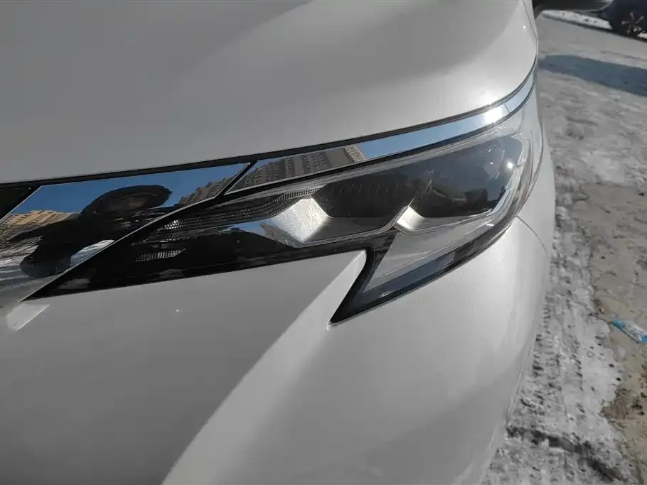 Toyota Sienna 2024 из CN, фото 3