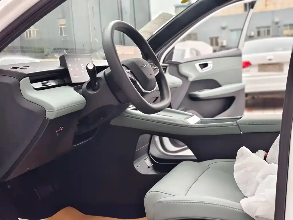 Roewe D6 2025 из CN, фото 2