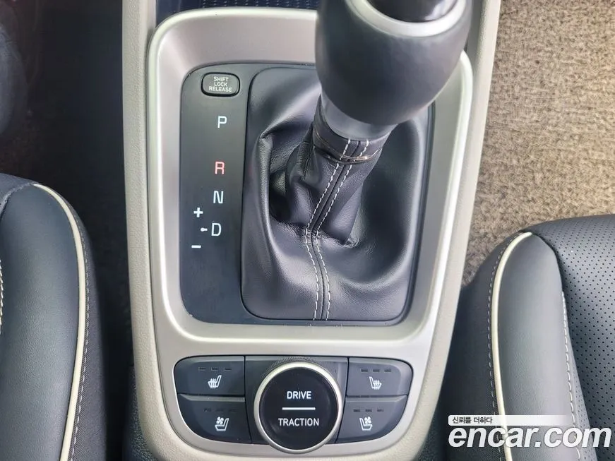 Hyundai Venue 2021 из KR, фото 6