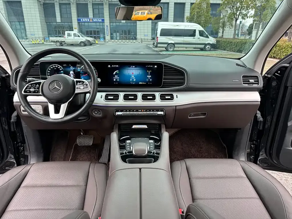 Mercedes-Benz GLE — фото 6