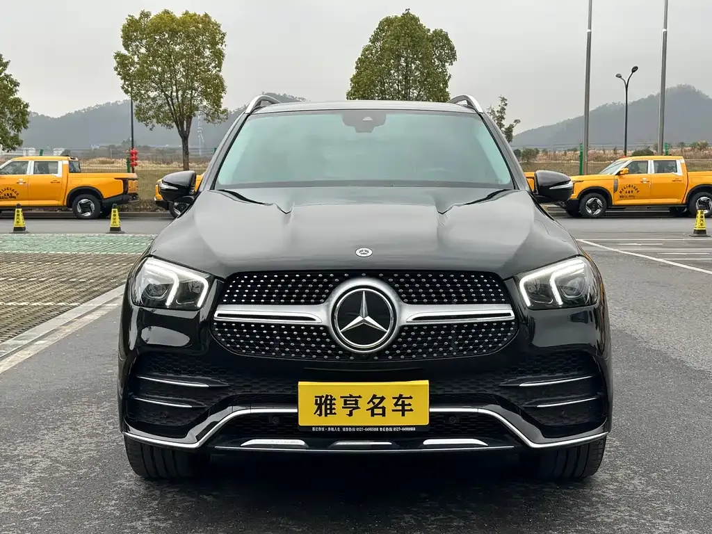 Mercedes-Benz GLE — фото 7