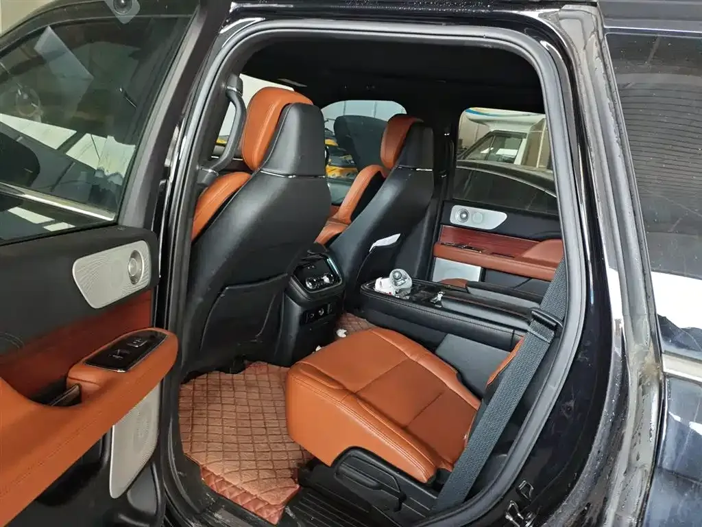 Lincoln Navigator 2021 из CN, фото 6
