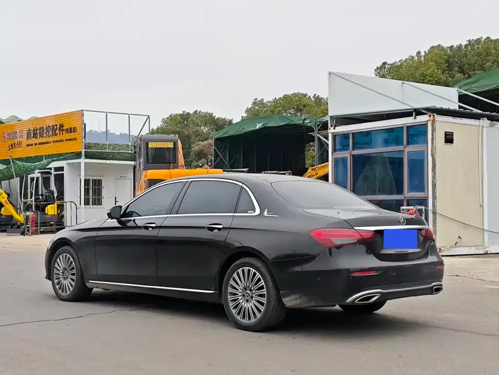Mercedes-Benz E-Class 2023 из CN, фото 7