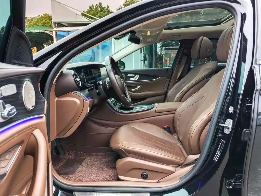 Mercedes-Benz E-Class 2023 из CN, фото 9