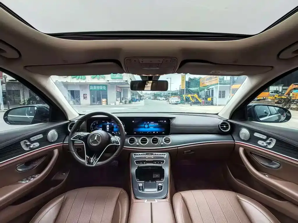 Mercedes-Benz E-Class 2023 из CN, фото 5