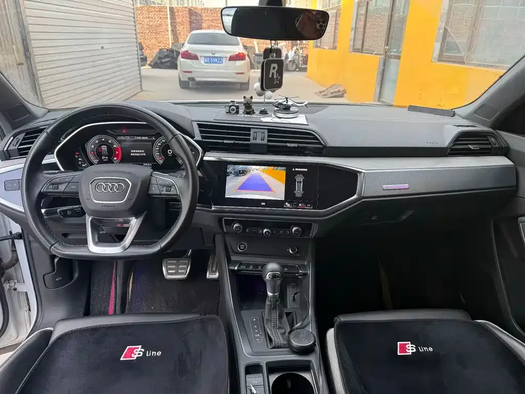 Audi Q3 2024 из CN, фото 2