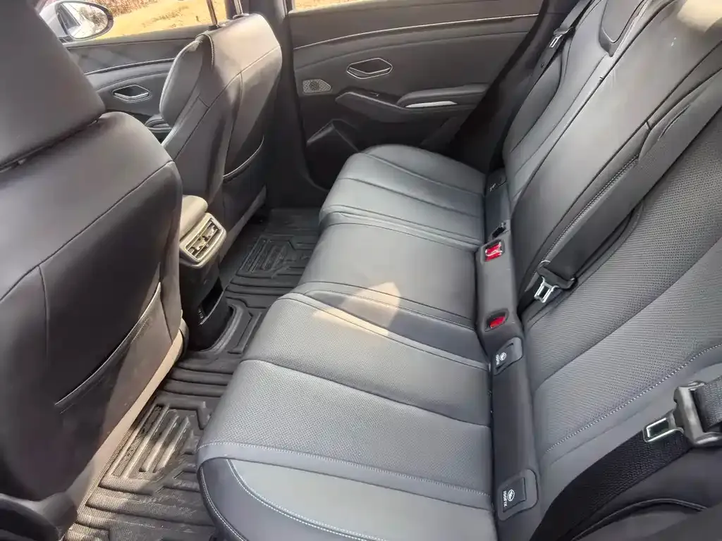 BYD Qin L 2025 из CN, фото 2