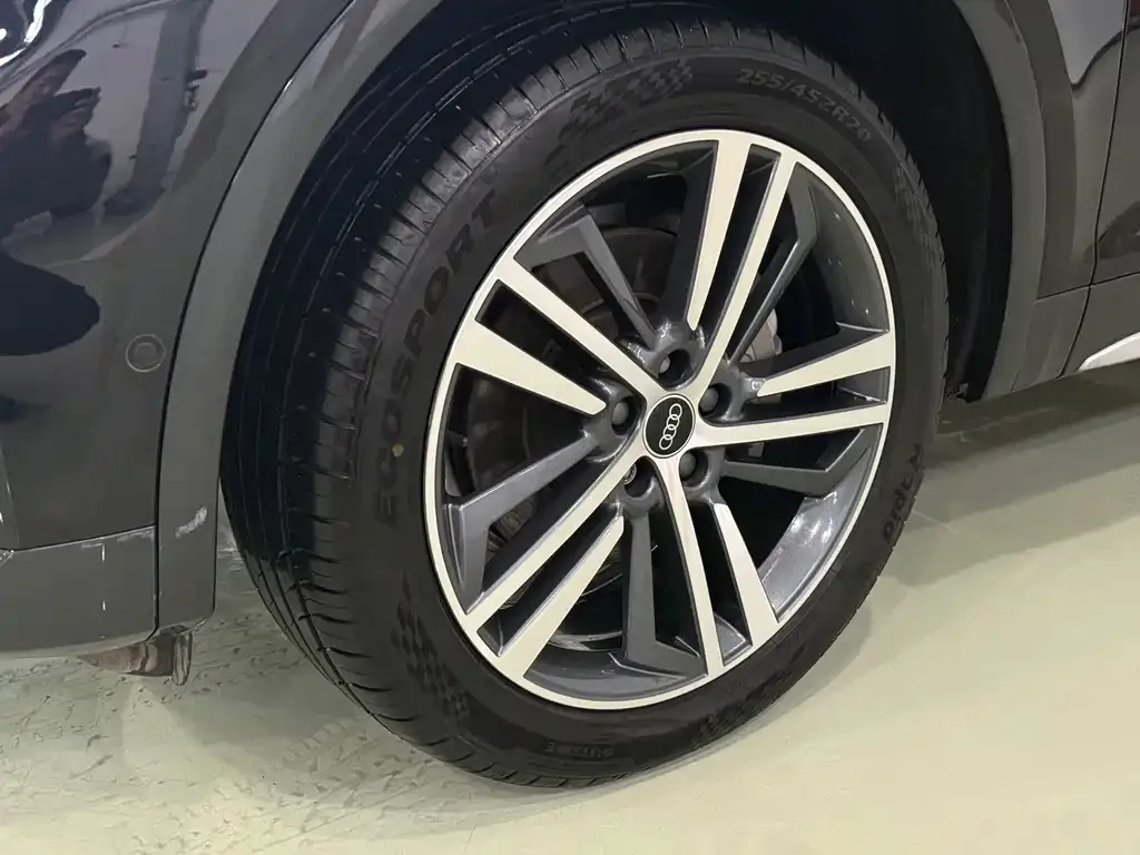 Audi Q5L 2022 из CN, фото 9