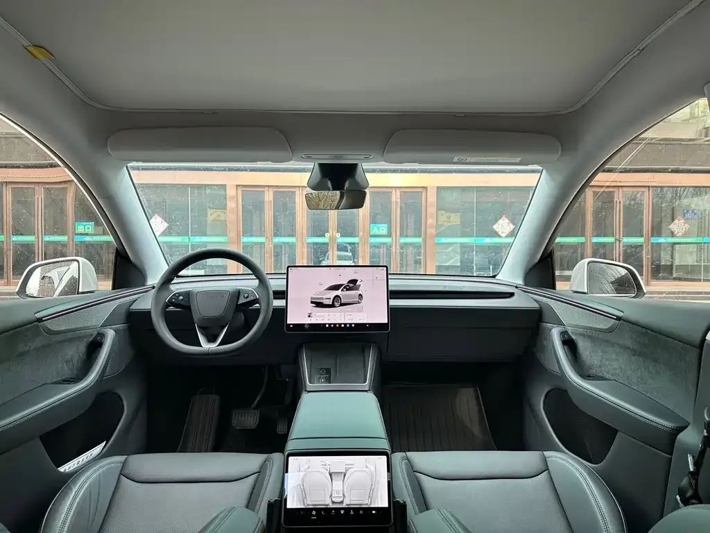 Tesla Model Y 2025 из CN, фото 5