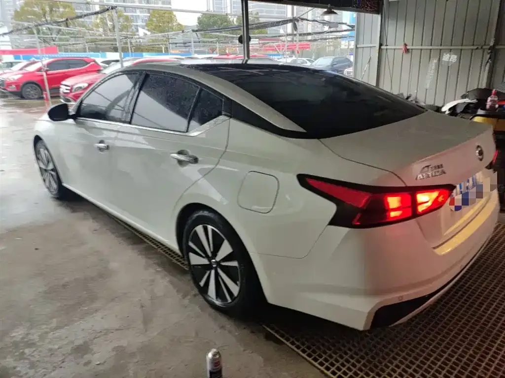 Nissan Teana 2022 из CN, фото 4