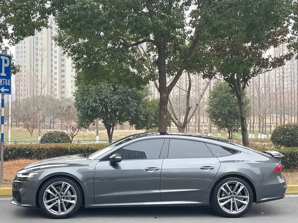Audi A7 2024 из CN, фото 3