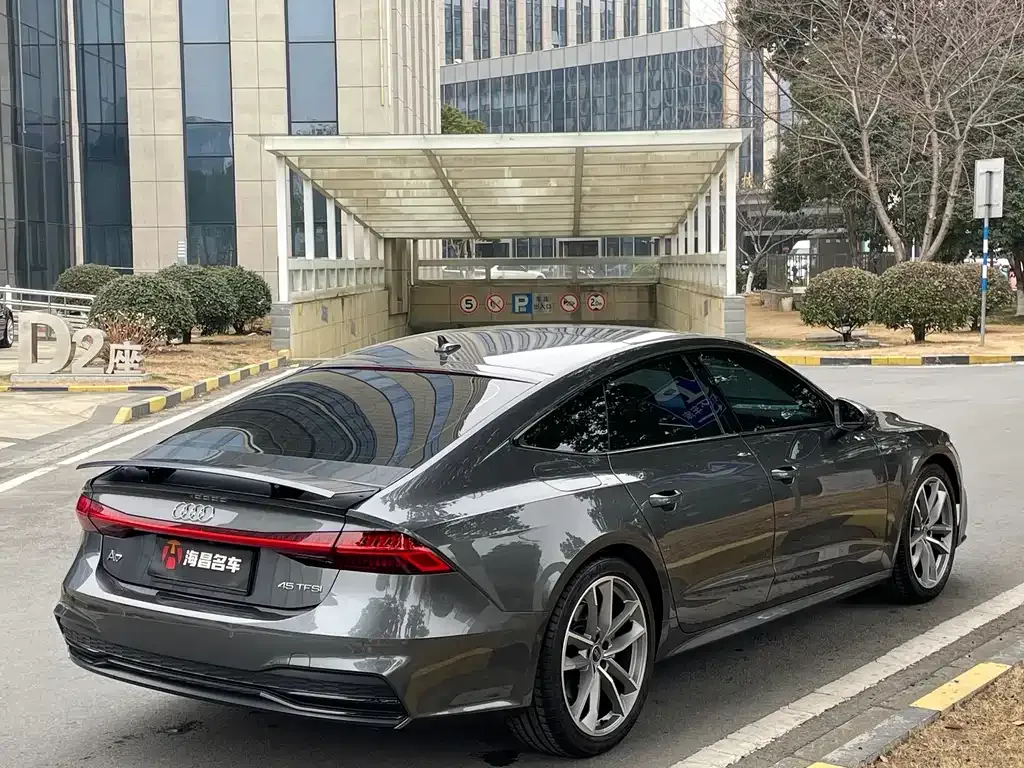 Audi A7 2024 из CN, фото 6