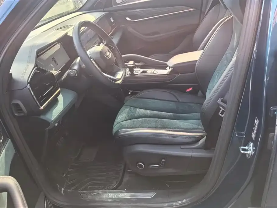 Geely Xingyue L 2022 из CN, фото 4