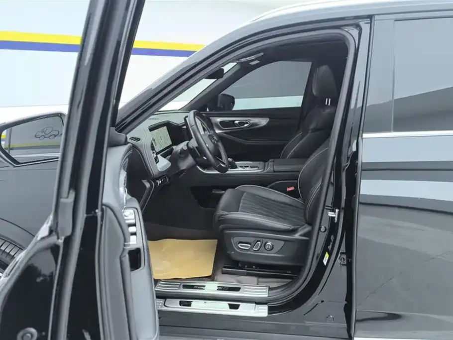 GAC Motor Trumpchi GS8 — фото 8