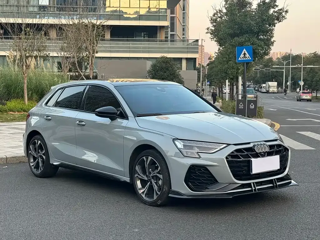 Audi A3 2024 из CN, фото 7